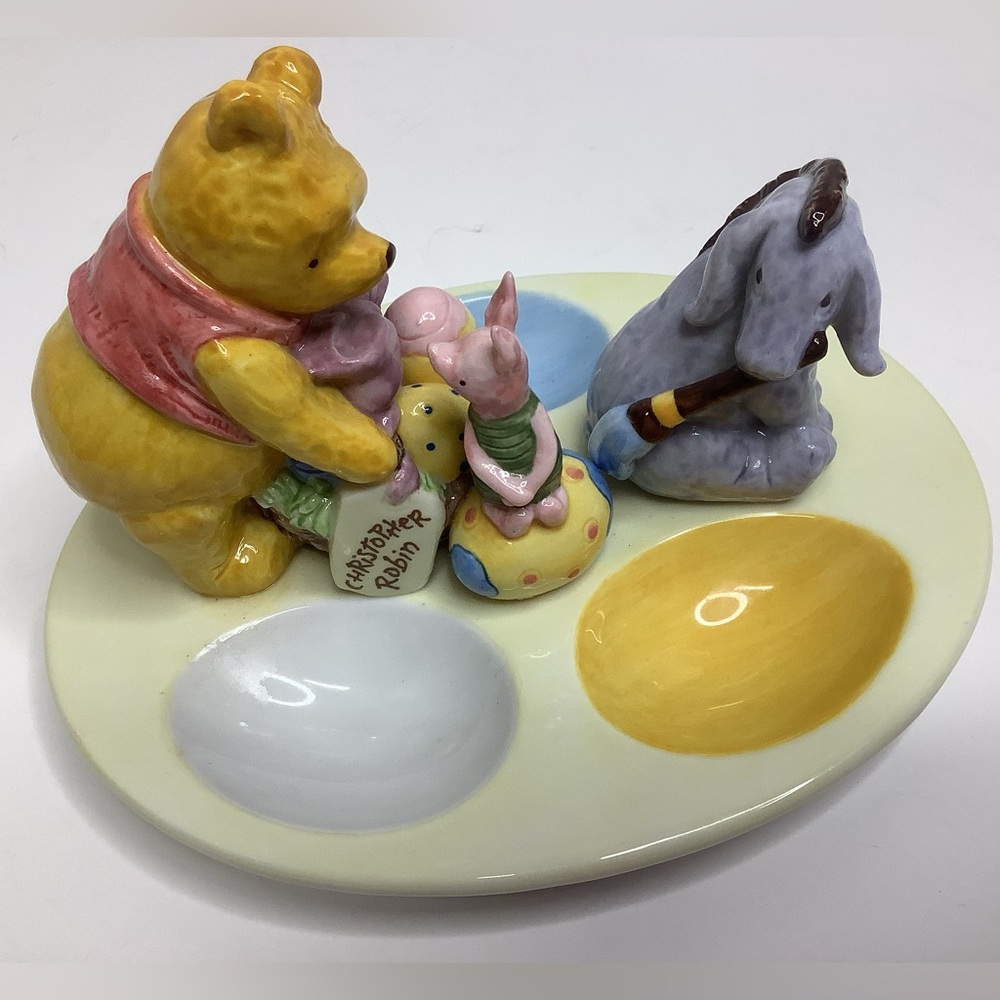 Winnie The Pooh & Friends Easter Egg Holder Collectible Vintage Disney Tray Dish